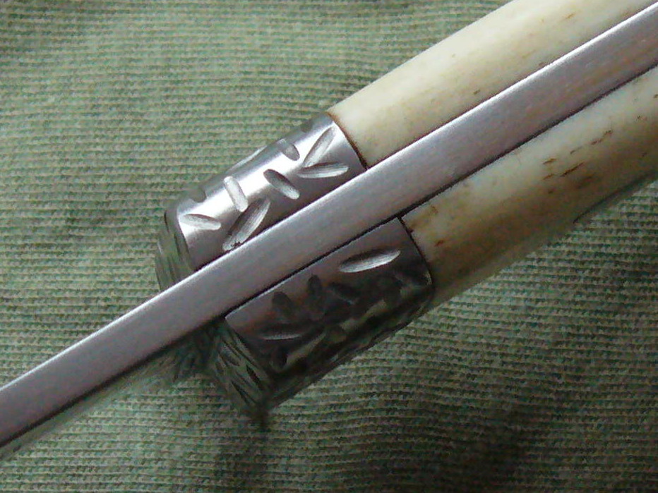Horní strana-detail záštity